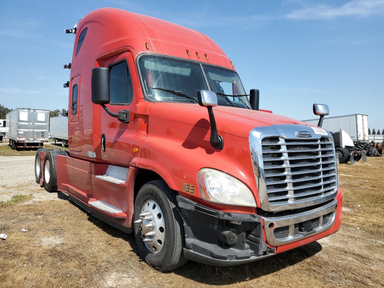  Salvage Freightliner Cascadia 1