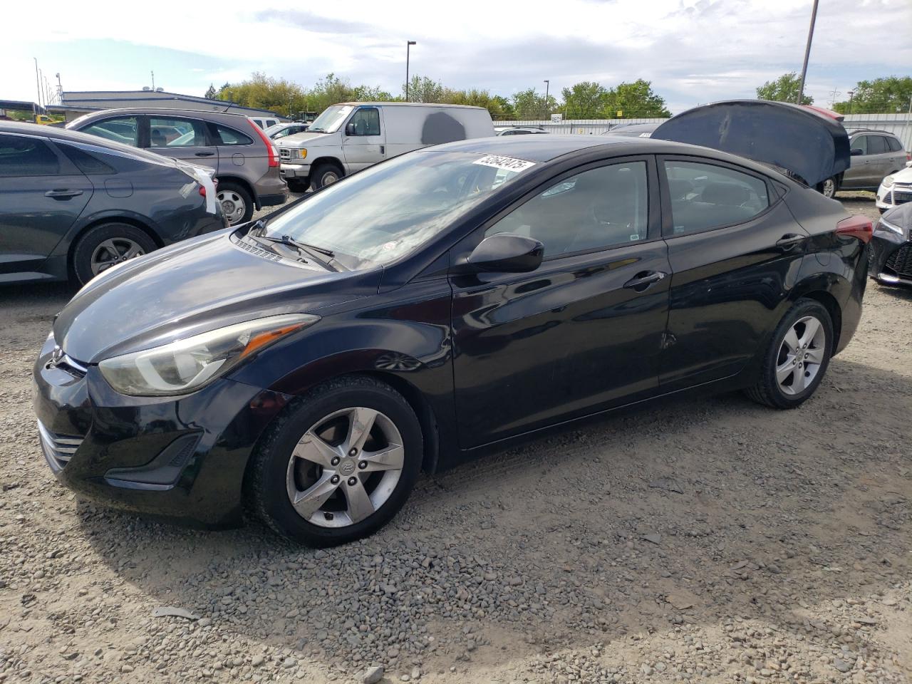 HYUNDAI ELANTRA SE