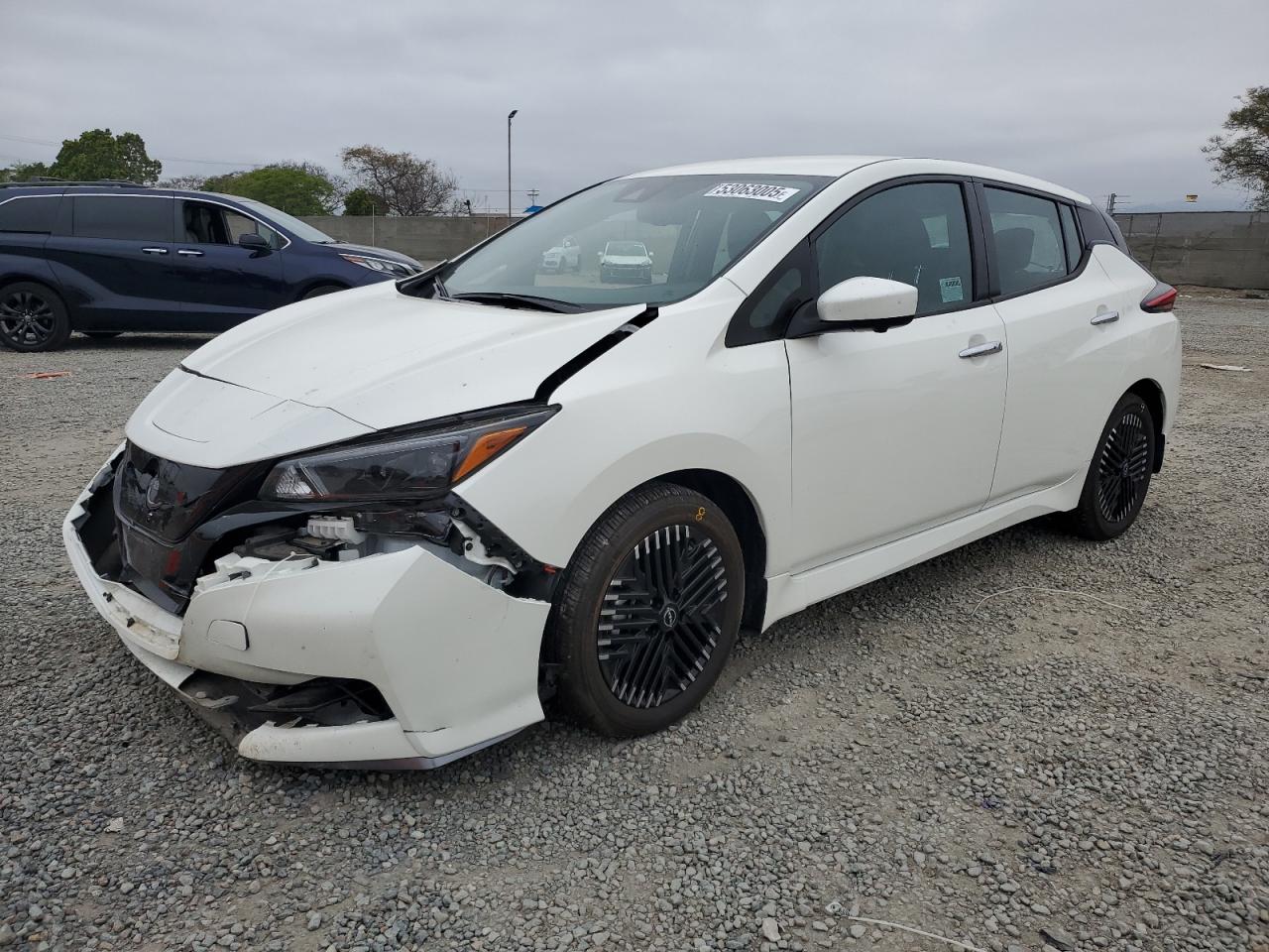 NISSAN LEAF SV PLUS