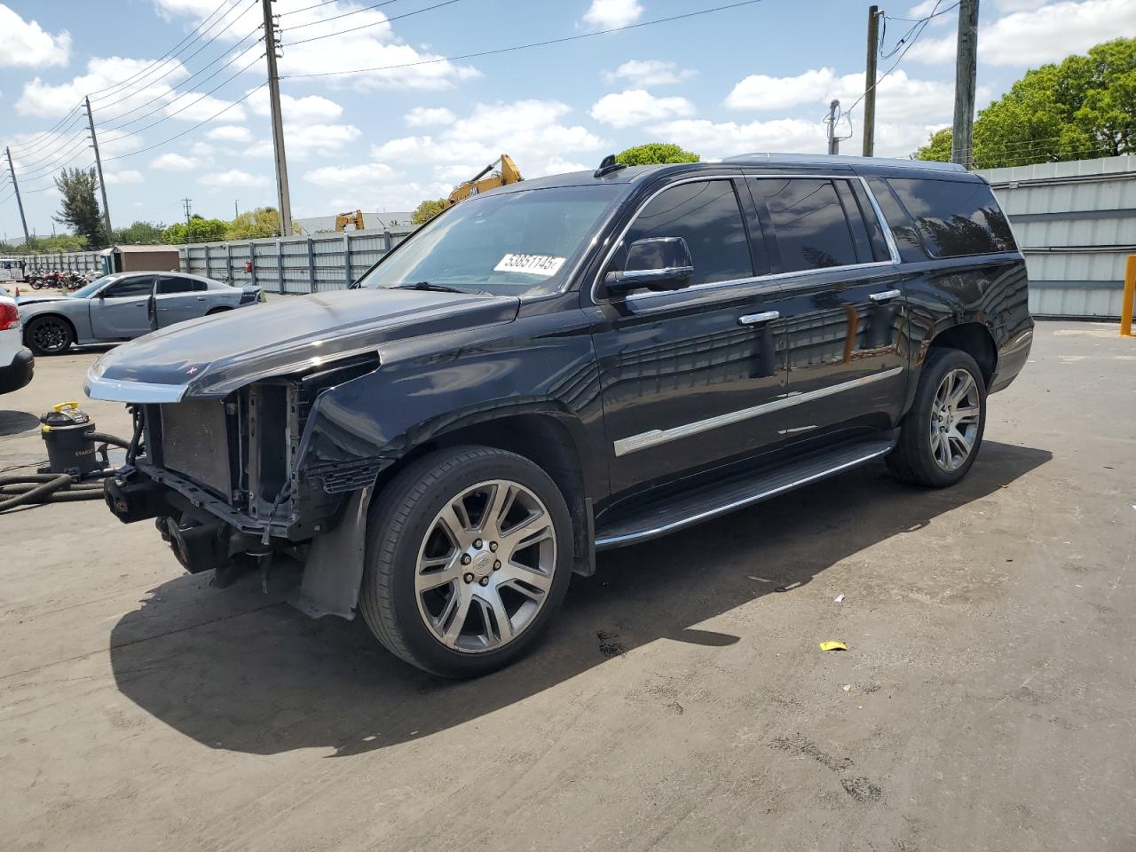 CADILLAC ESCALADE ESV LUXURY