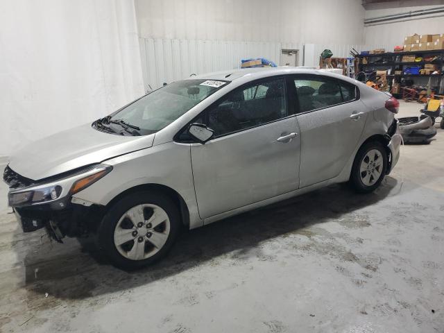 Vin: 3kpfk4a7xhe117868, lot: 54126145, kia forte lx 2017 img_1