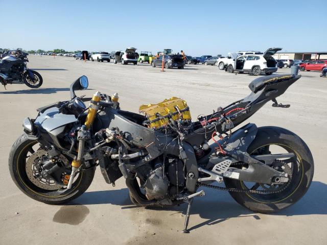 YAMAHA YZFR6 L 2006 black  gas JYARJ12E36A004514 photo #4