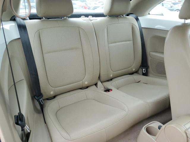2016 VOLKSWAGEN BEETLE SE 3VWJ17AT2GM601353