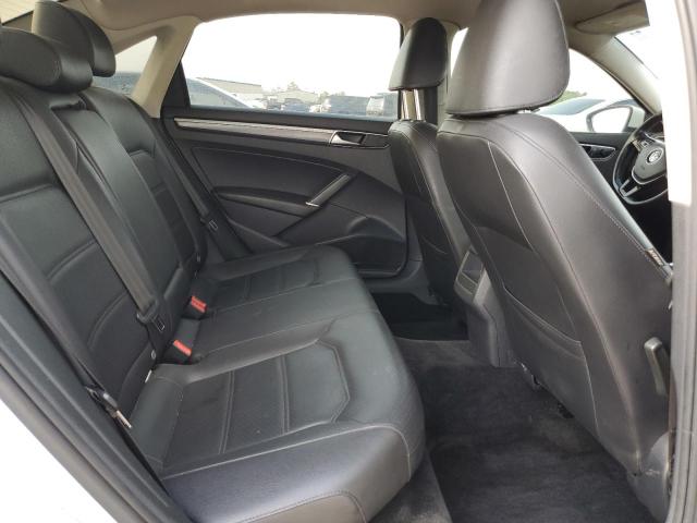 2018 VOLKSWAGEN PASSAT S - 1VWAA7A32JC021254