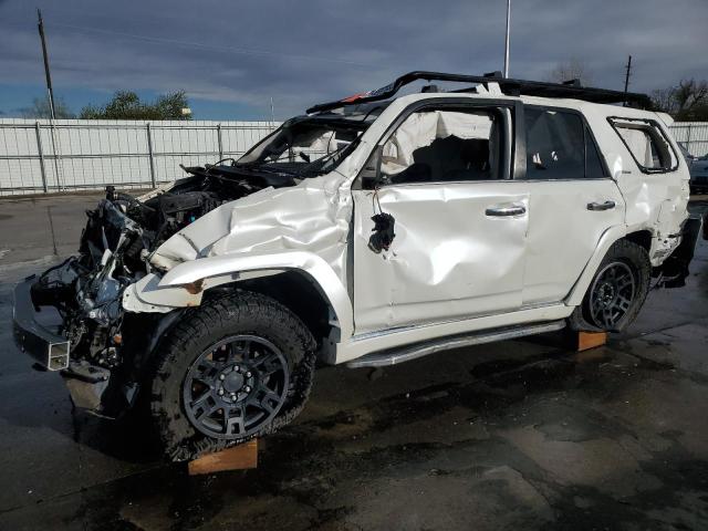 TOYOTA 4RUNNER SR5/SR5 PREMIUM