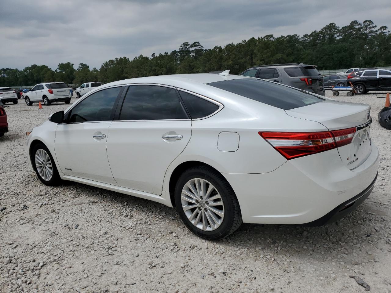 TOYOTA AVALON HYBRID