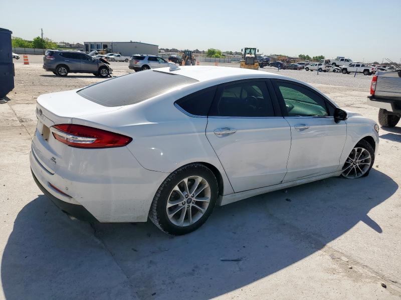 Vin: 3fa6p0hd7lr180696, lot: 51960885, ford fusion se 20203