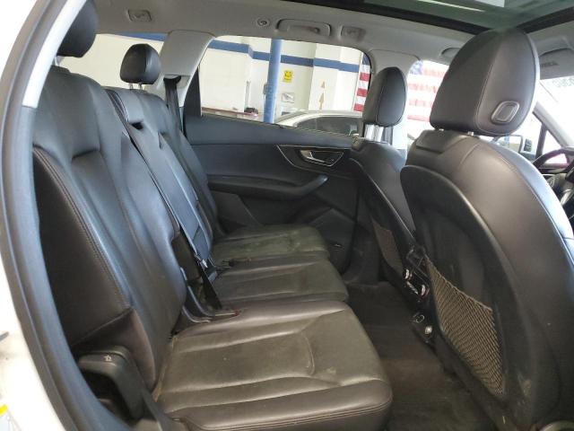 2017 AUDI Q7 PREMIUM WA1LAAF70HD016217