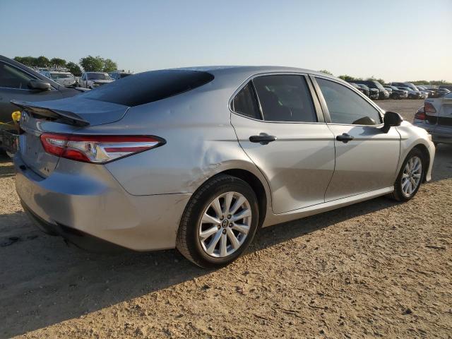 2018 TOYOTA CAMRY L - 4T1B11HK4JU125817