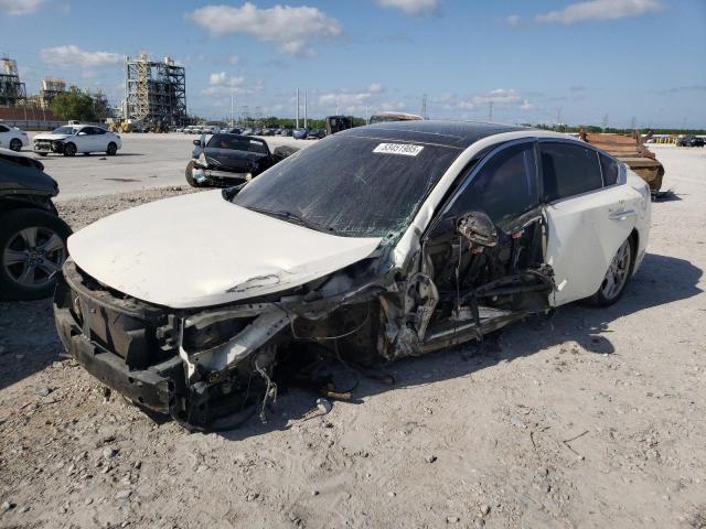 NISSAN MAXIMA S