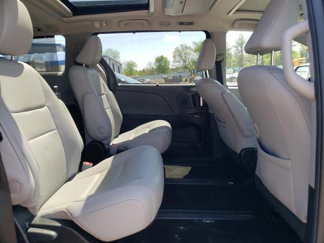 2018 TOYOTA SIENNA XLE - 5TDDZ3DC2JS200440