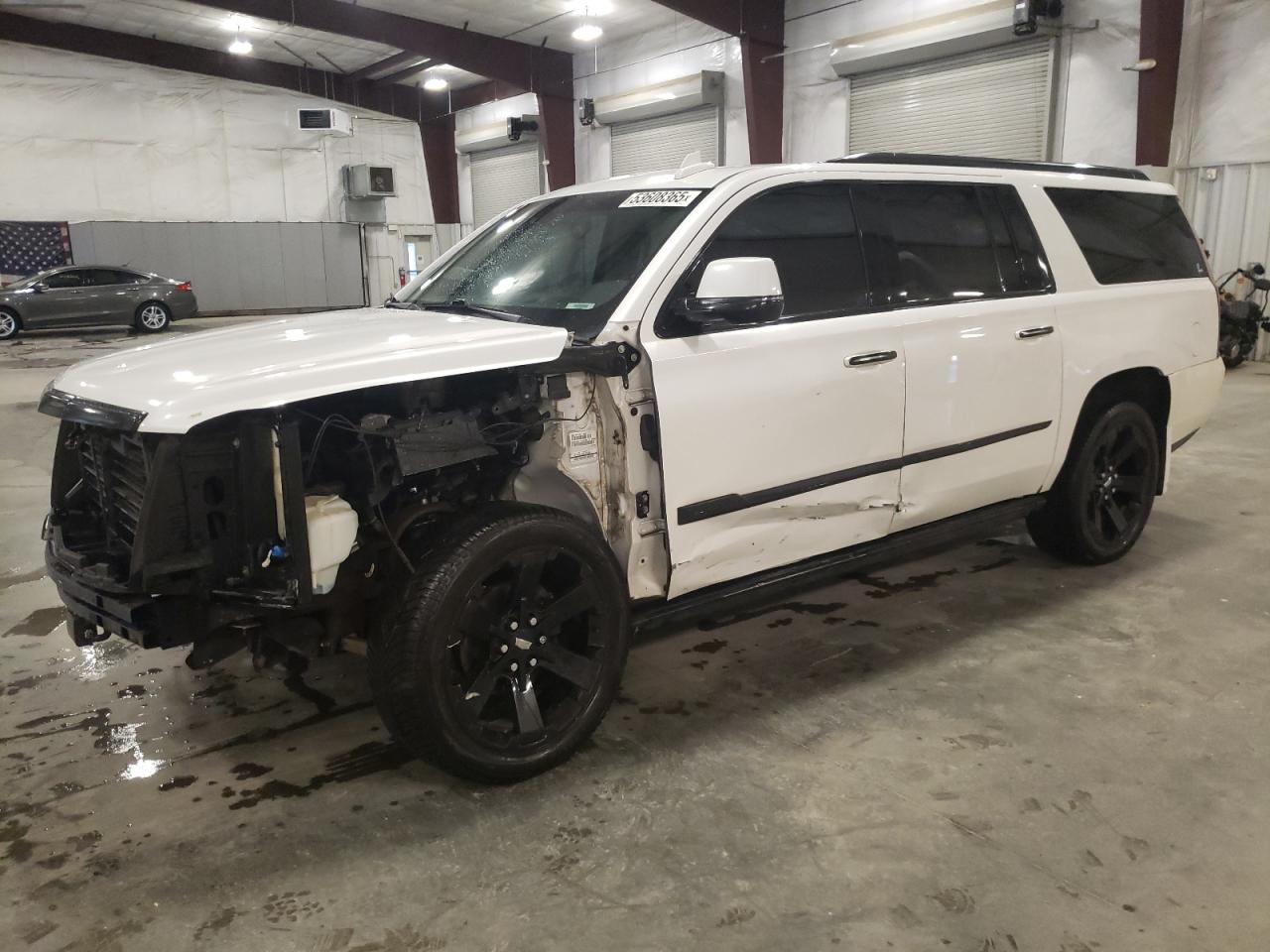 CADILLAC ESCALADE ESV PREMIUM
