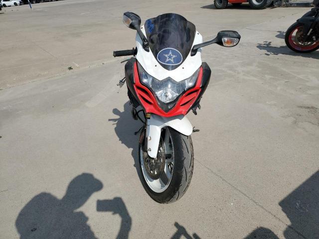 2013 SUZUKI GSX-R1000 - JS1GT78A3D2101680