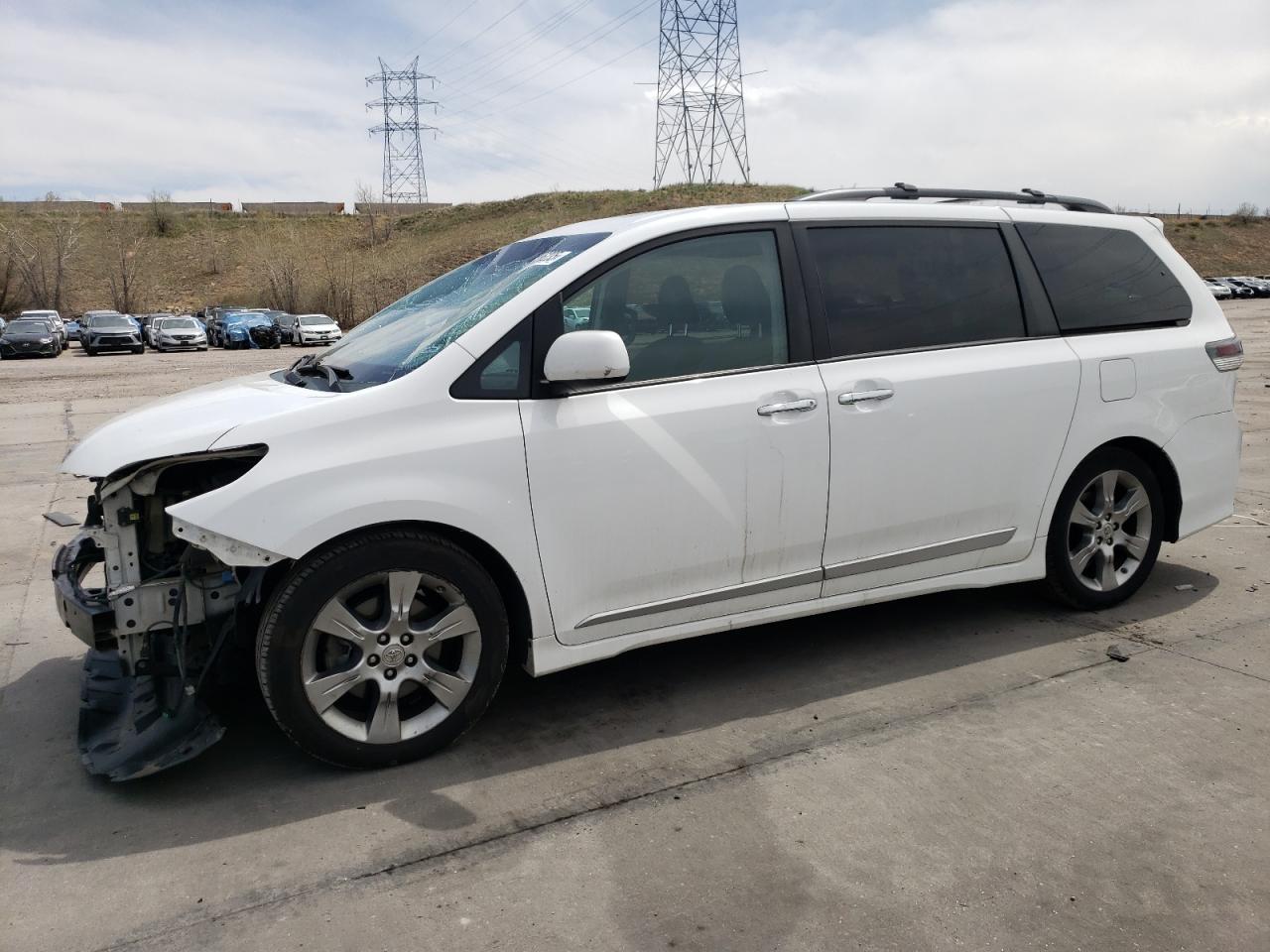 TOYOTA SIENNA SPORT