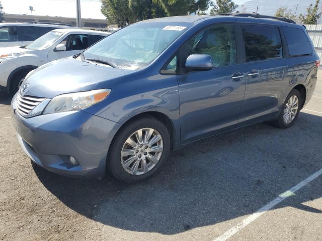 TOYOTA SIENNA XLE