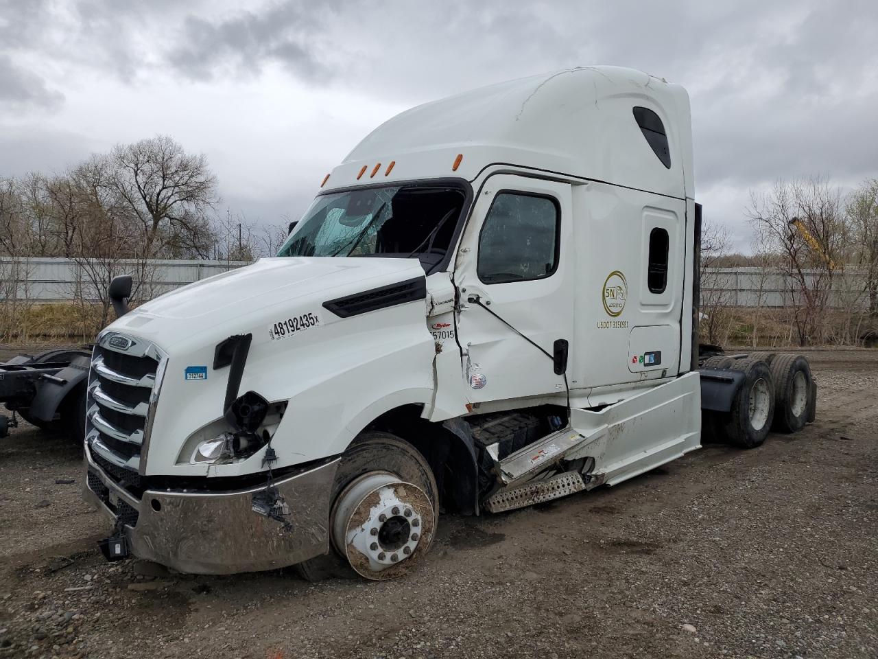 Lot #3212612310 2022 FREIGHTLINER CASCADIA 1