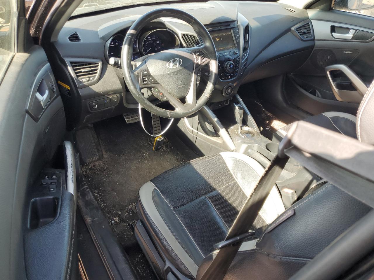 HYUNDAI VELOSTER TURBO