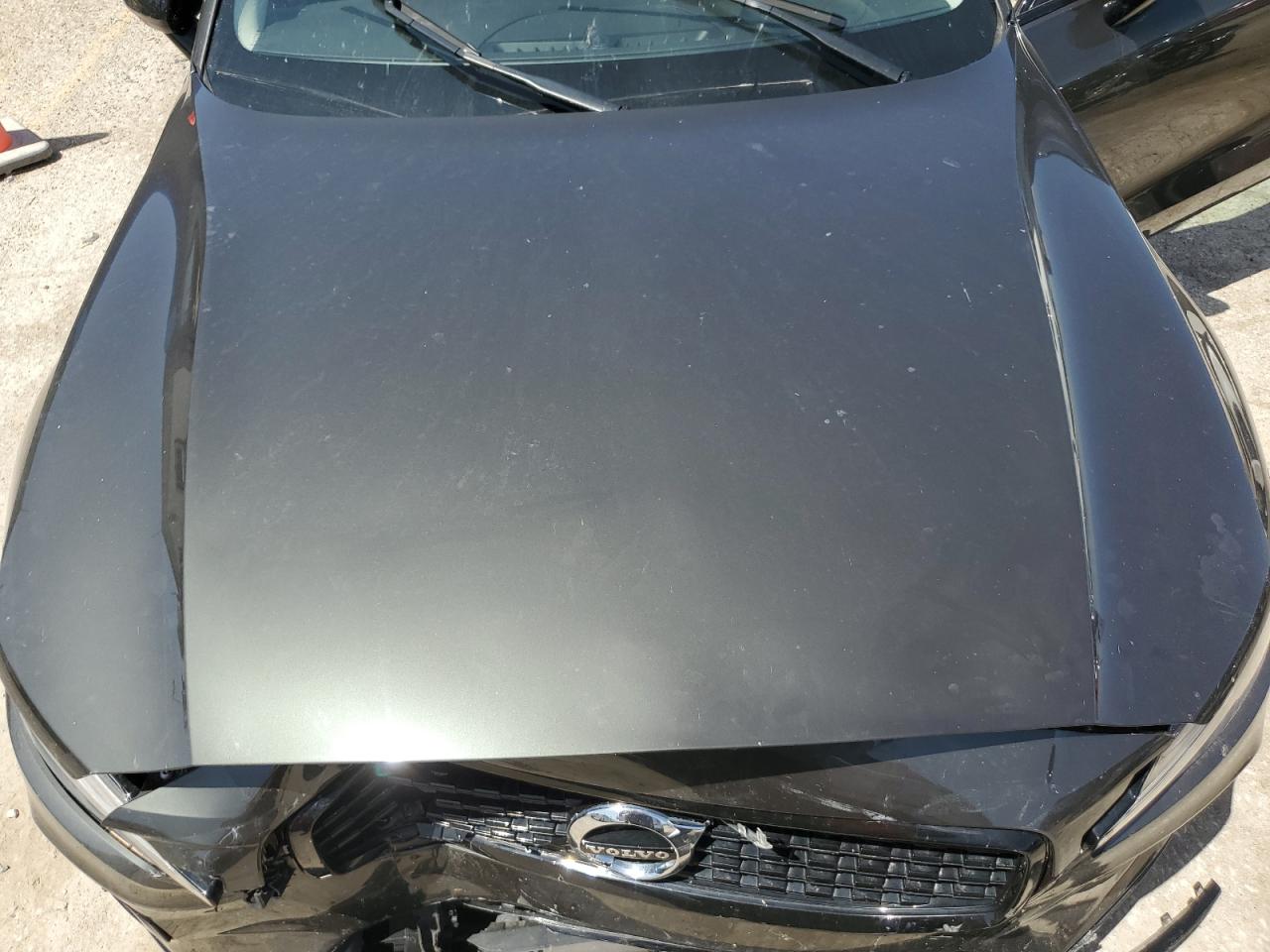 VOLVO S60 T5 R-DESIGN