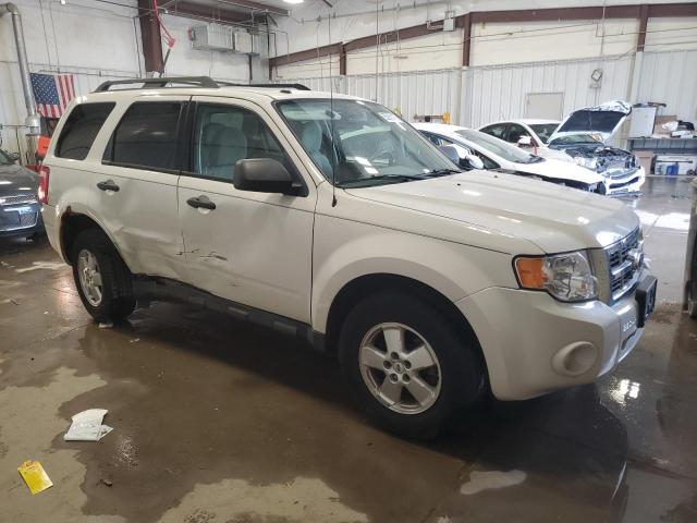 Vin: 1fmcu9dg0akc82607, lot: 55050175, ford escape xlt 20104