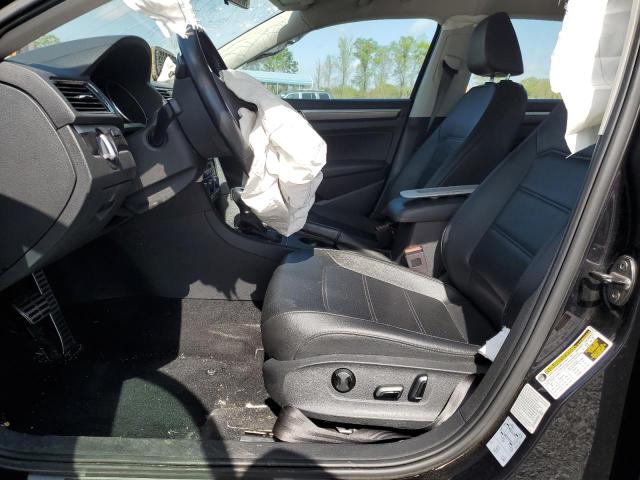 2017 VOLKSWAGEN PASSAT R-L - 1VWDT7A37HC041212