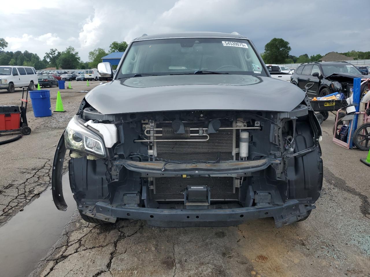 INFINITI QX80 2017