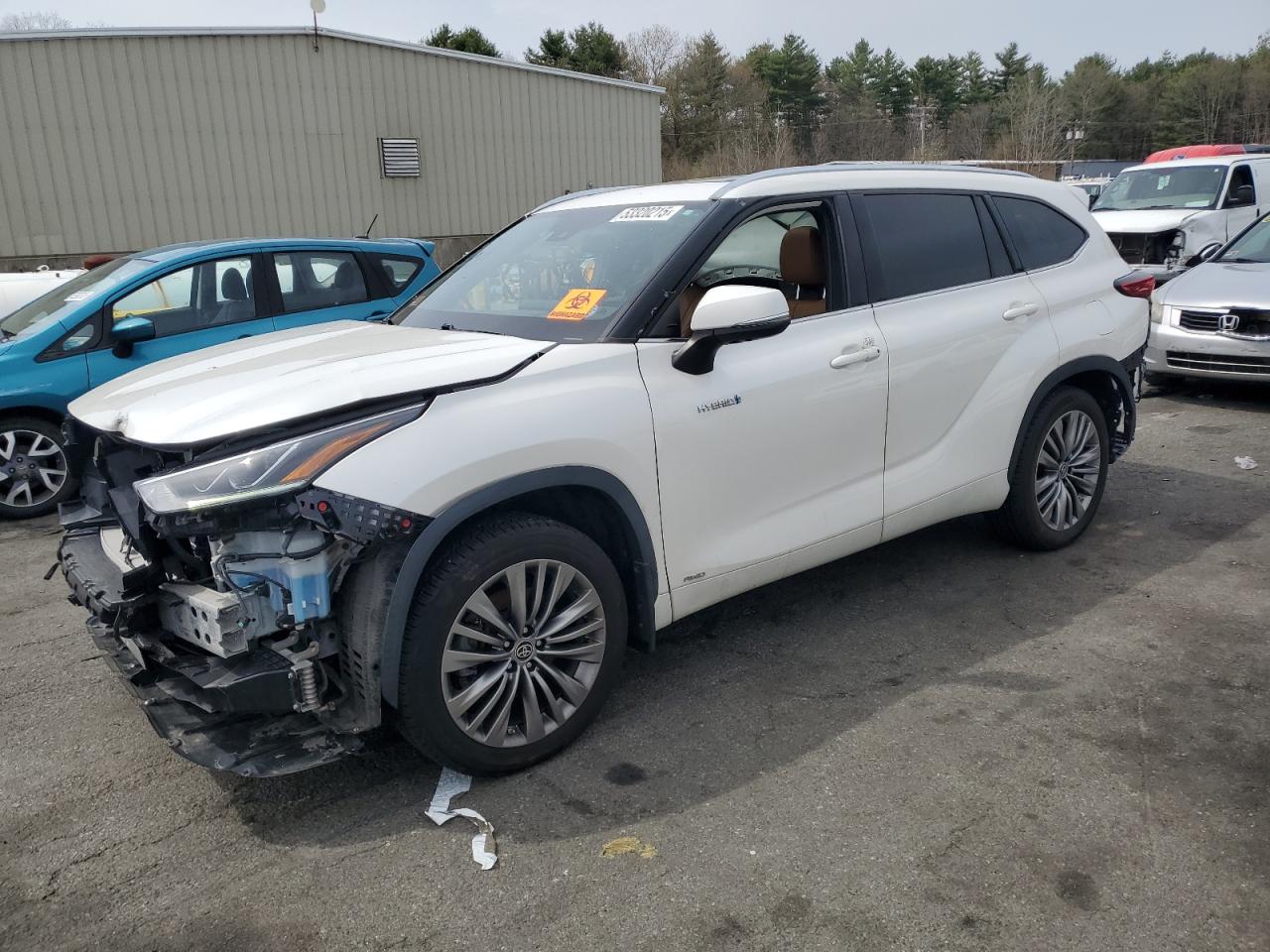 TOYOTA HIGHLANDER HYBRID PLATINUM