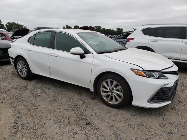 2021 TOYOTA CAMRY LE - 4T1C11AK0MU608983