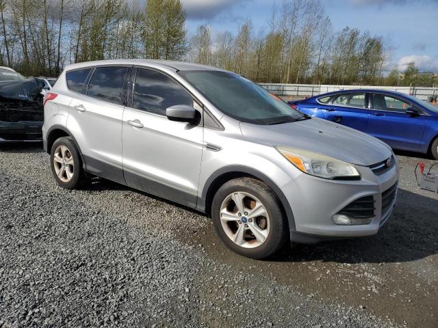 Vin: 1fmcu0gx0duc79173, lot: 52647385, ford escape se 20134