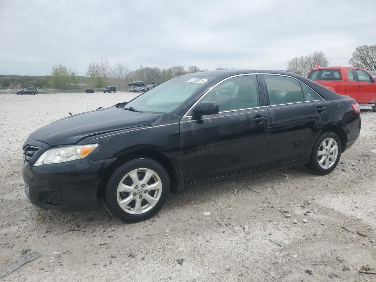 TOYOTA CAMRY BASE