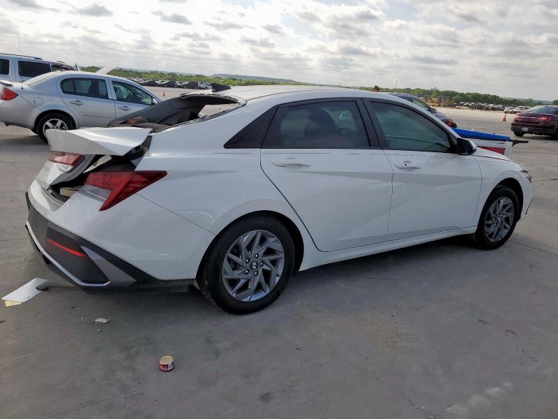 Vin: kmhlm4dj8ru110663, lot: 52802385, hyundai elantra blue 20243