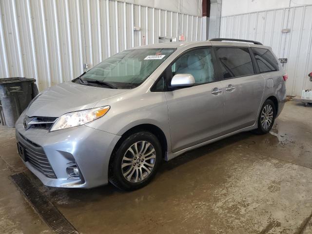 TOYOTA SIENNA XLE 2018 silver  gas 5TDYZ3DC7JS910466 photo #1
