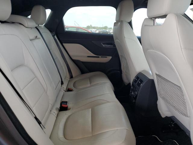 2017 JAGUAR F-PACE FIR SADCP2BV8HA048370