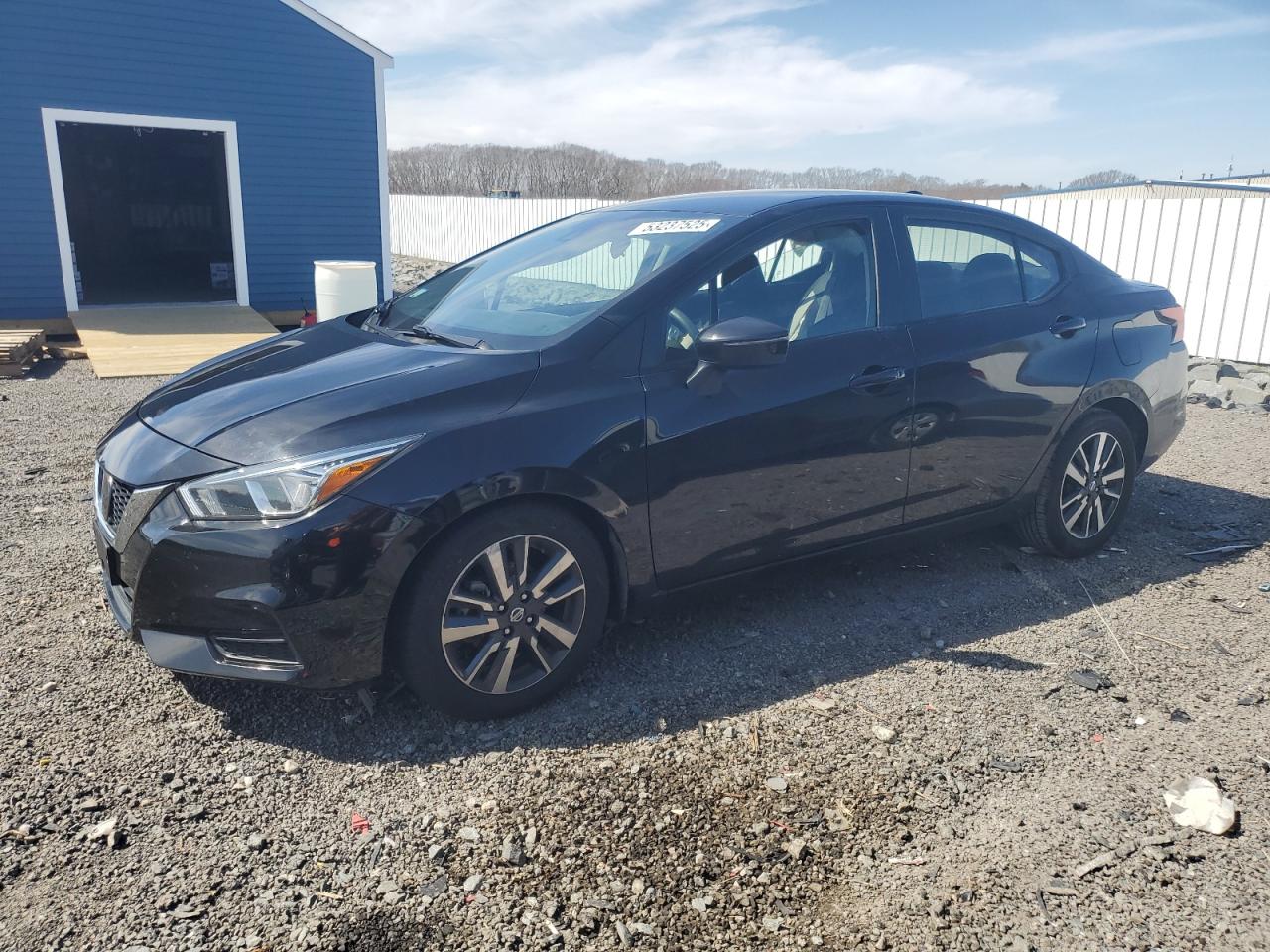 NISSAN VERSA SV