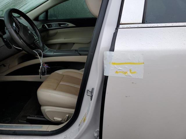 2020 LINCOLN MKZ RESERV 3LN6L5E92LR610827