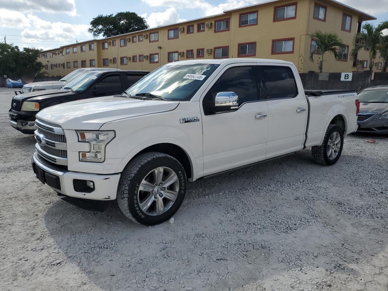 FORD F-150 SUPERCREW