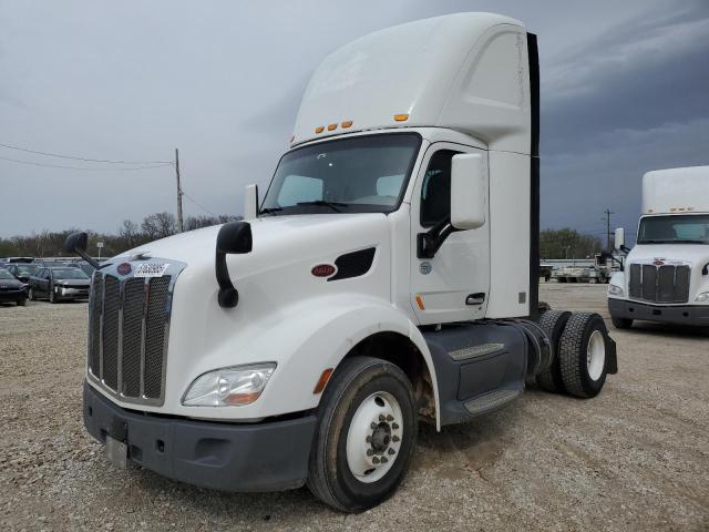 PETERBILT 579 2015 white tractor diesel 1XPBA48X4FD286319 photo #3