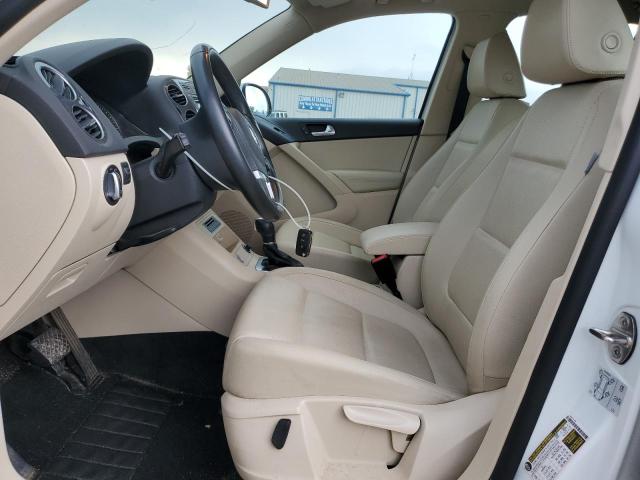 2017 VOLKSWAGEN TIGUAN S - WVGAV7AX2HK001687