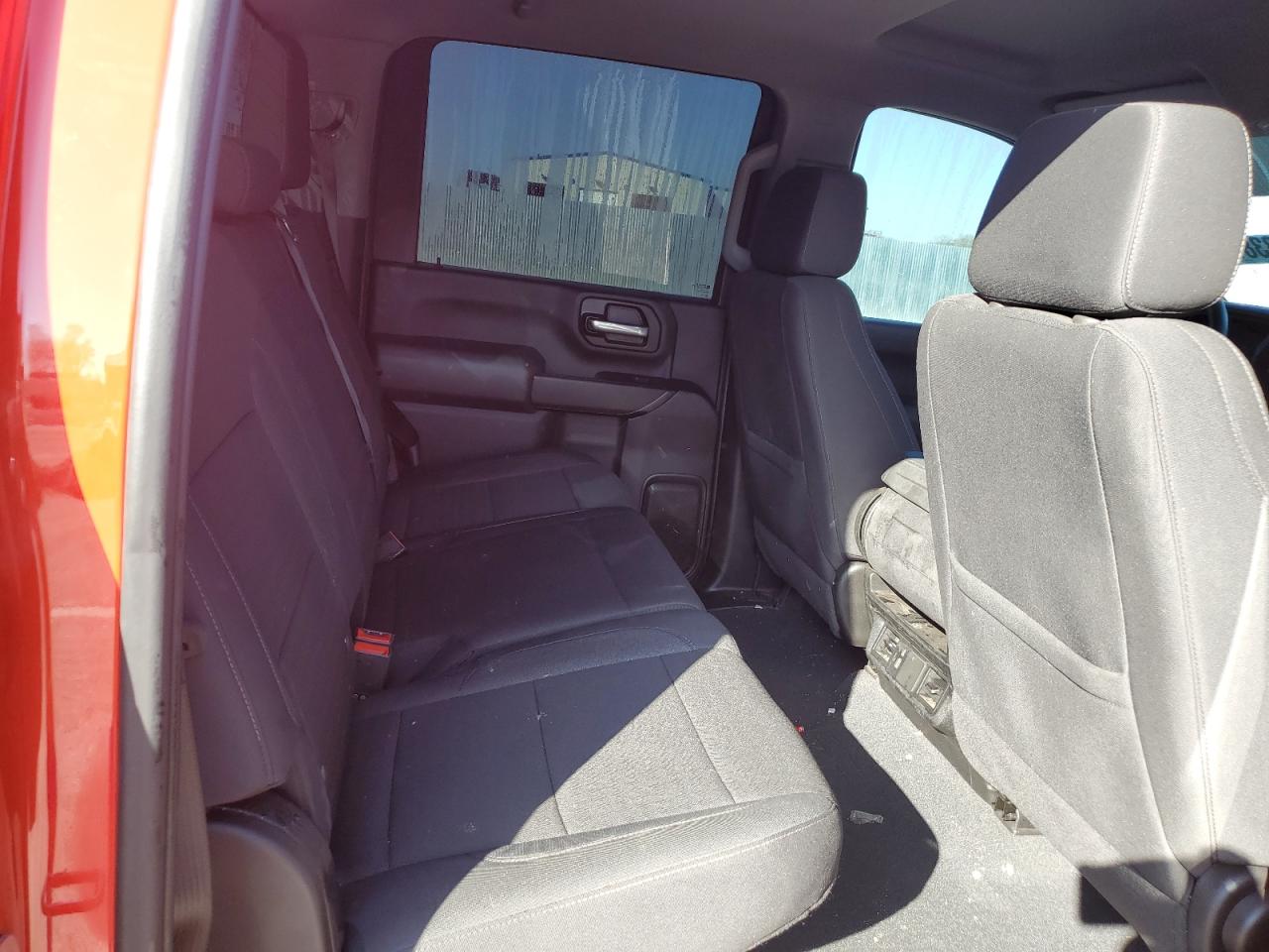 CHEVROLET SILVERADO K2500 CUSTOM