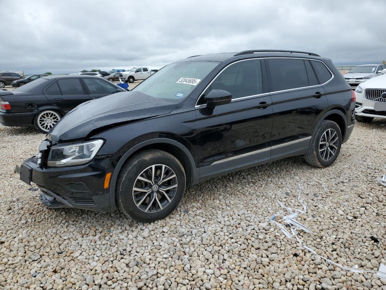 VOLKSWAGEN TIGUAN SE