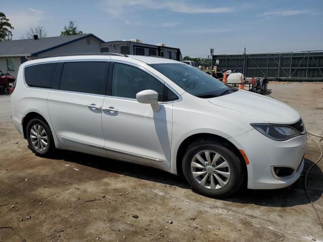 Vin: 2c4rc1bg8hr526778, lot: 55334255, chrysler pacifica touring l 20174