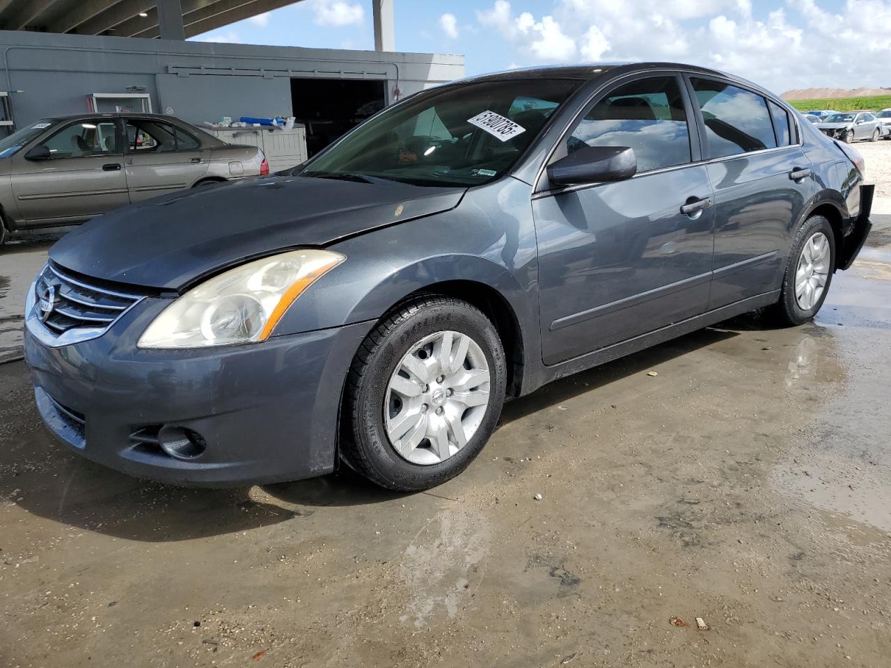 NISSAN ALTIMA BASE