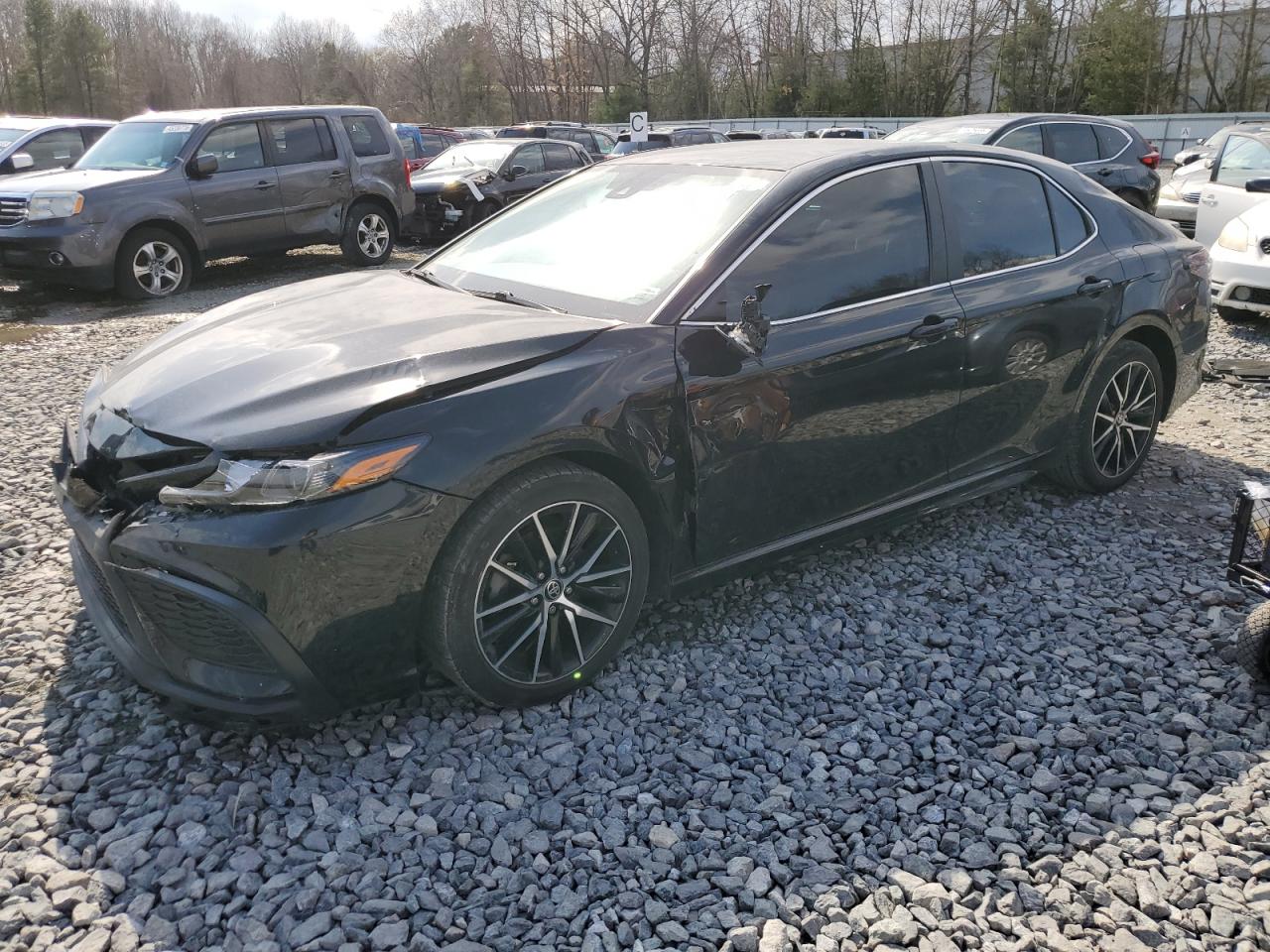 TOYOTA CAMRY SE