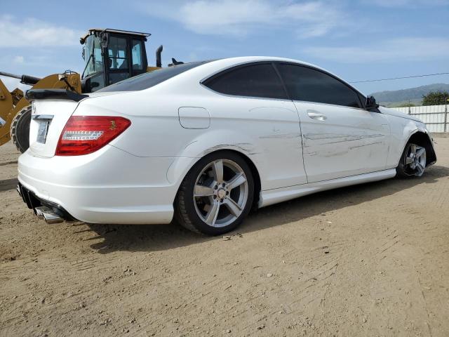 Vin: wddgj4hb5df990967, lot: 54532425, mercedes-benz c-class 250 20133