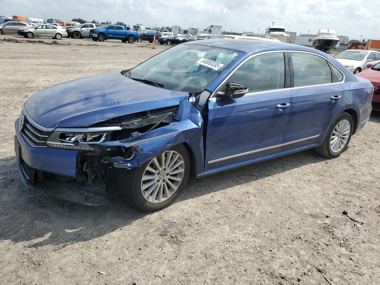 VOLKSWAGEN PASSAT SE