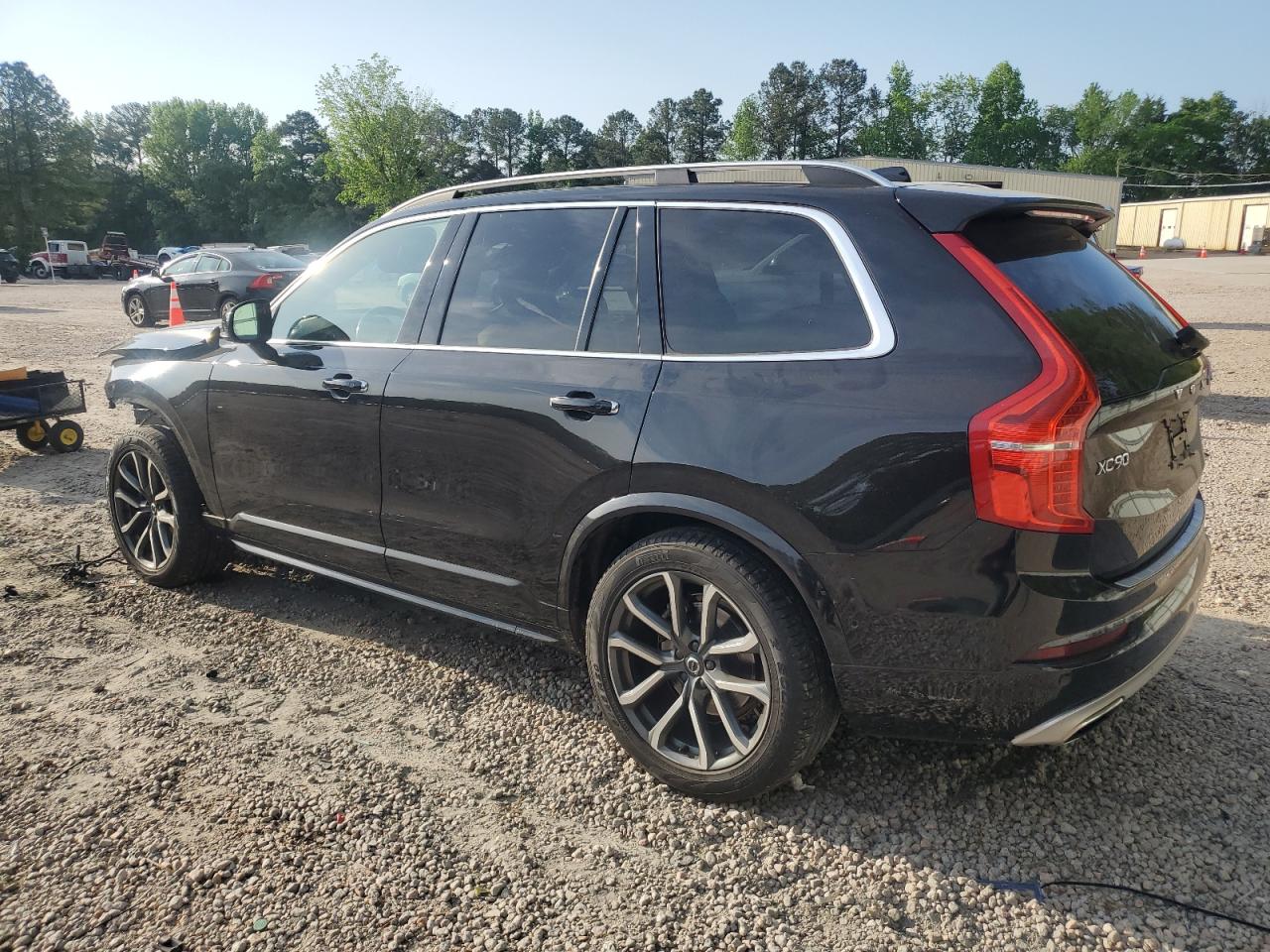 VOLVO XC90 T6 MOMENTUM