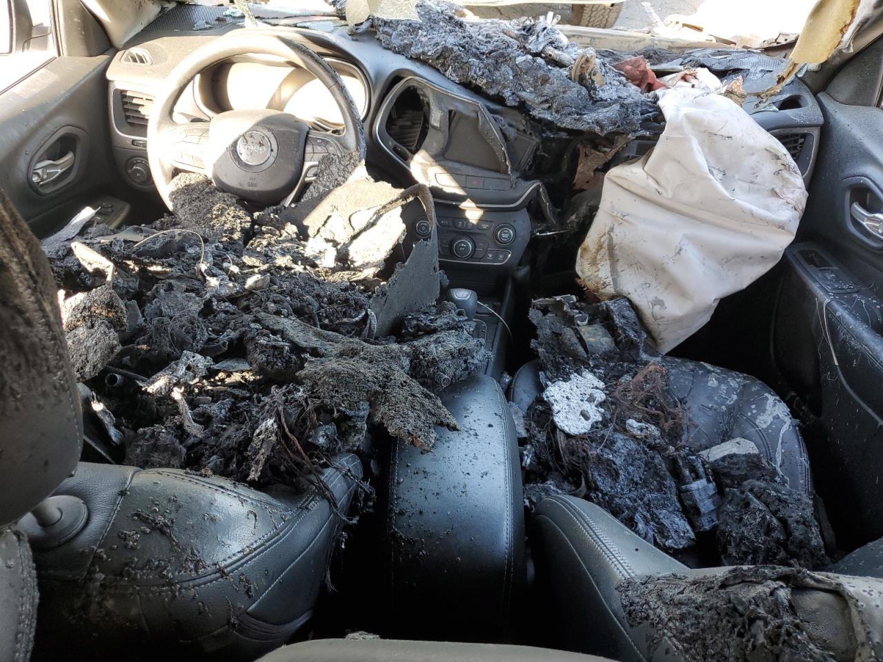 JEEP GRAND CHEROKEE LATITUDE