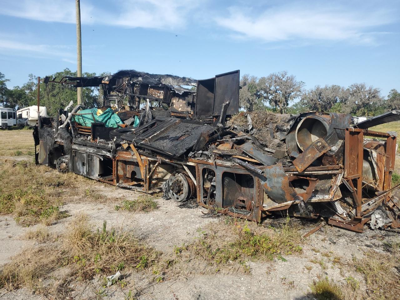 Lot #3213808802 2015 FREIGHTLINER CHASSIS XC
