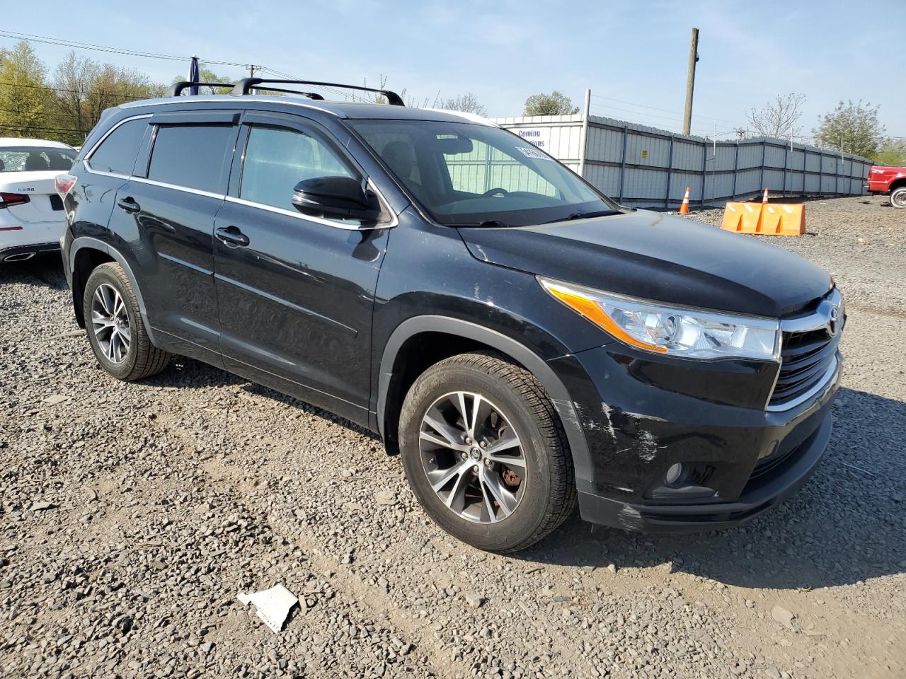 TOYOTA HIGHLANDER XLE