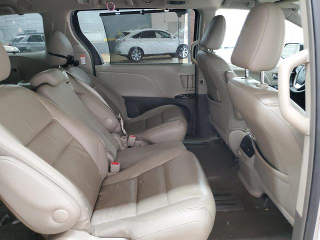 2015 TOYOTA SIENNA XLE - 5TDYK3DC6FS683587