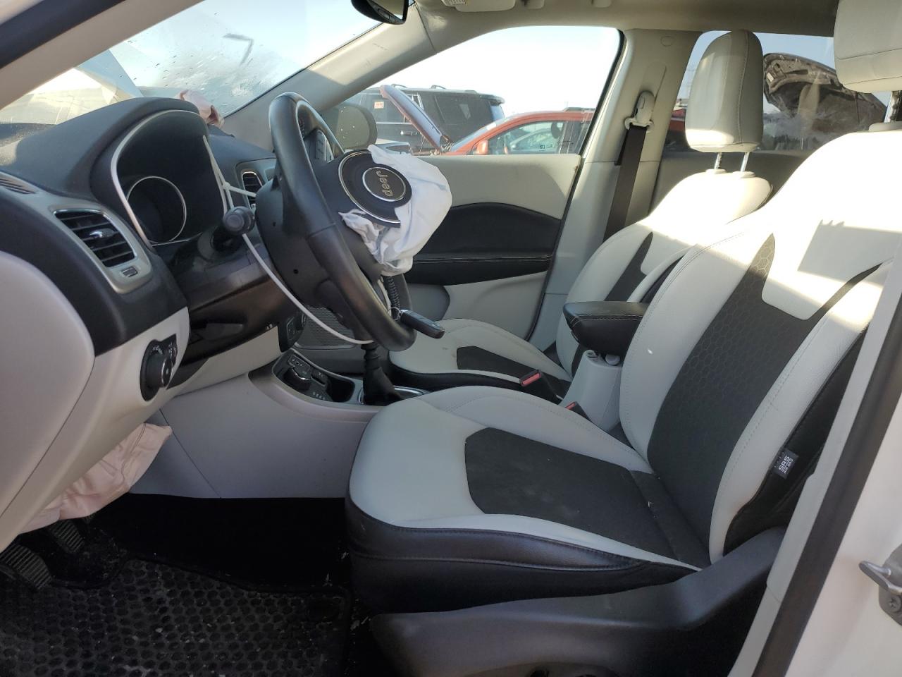 JEEP COMPASS LATITUDE